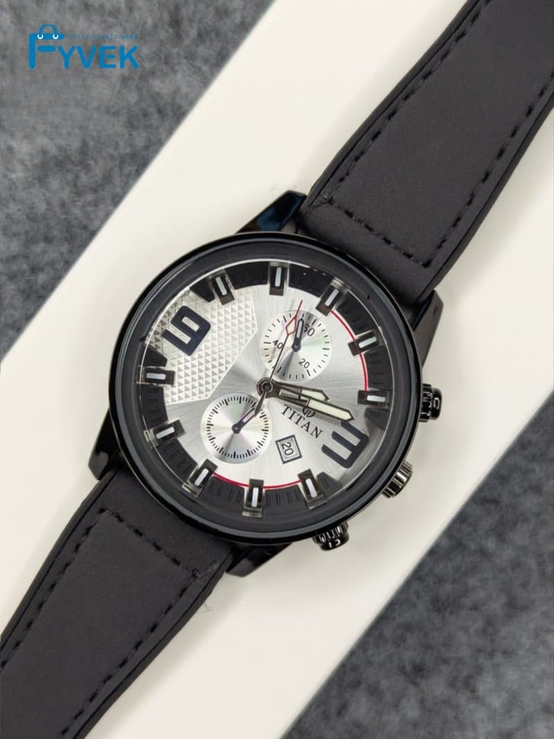 Titan 4115 Black X White
