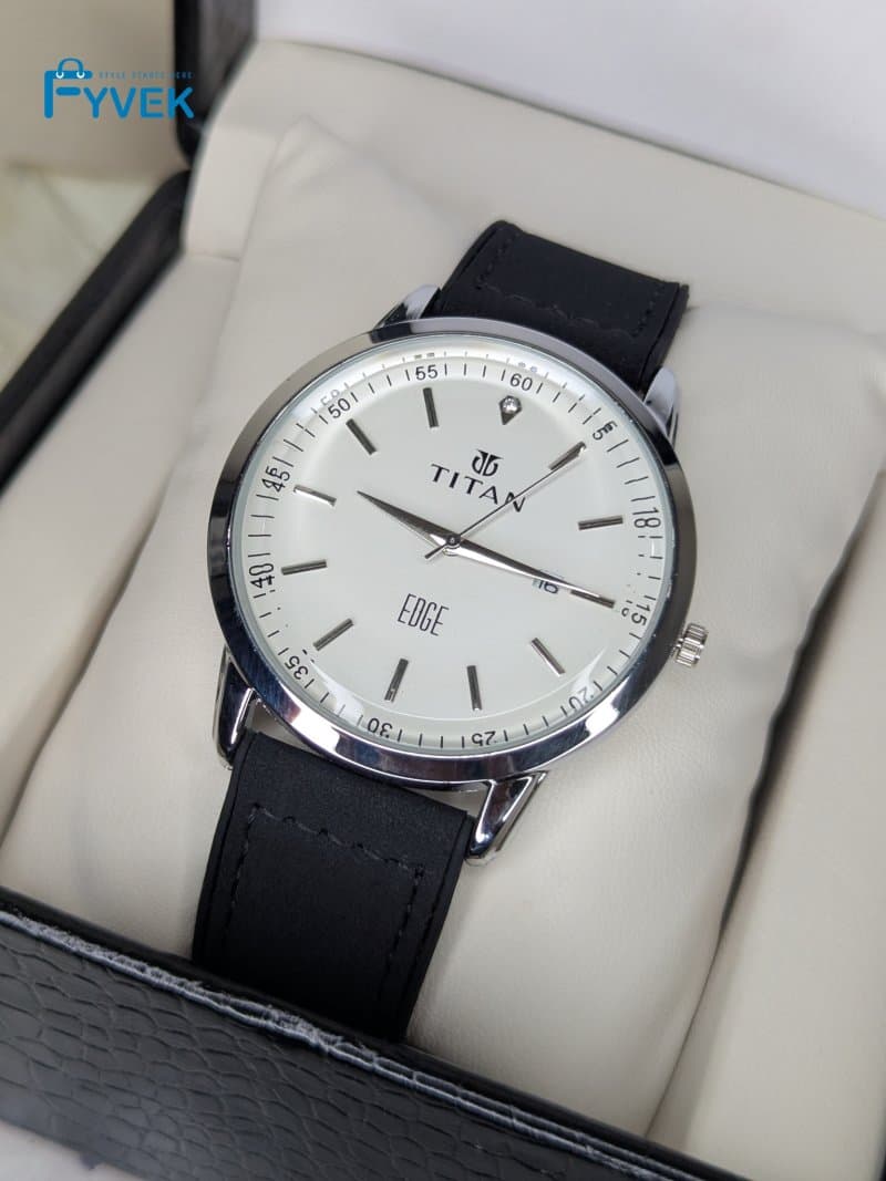 Titan Edge Classic Black X White